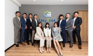 スタッフ集合写真