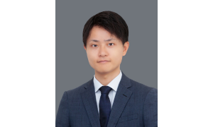 営業　小室　龍作