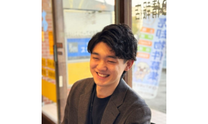 担当：上田　智貴