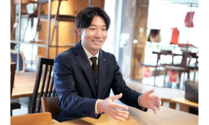 担当者　近藤陸人