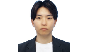 謝花由磨